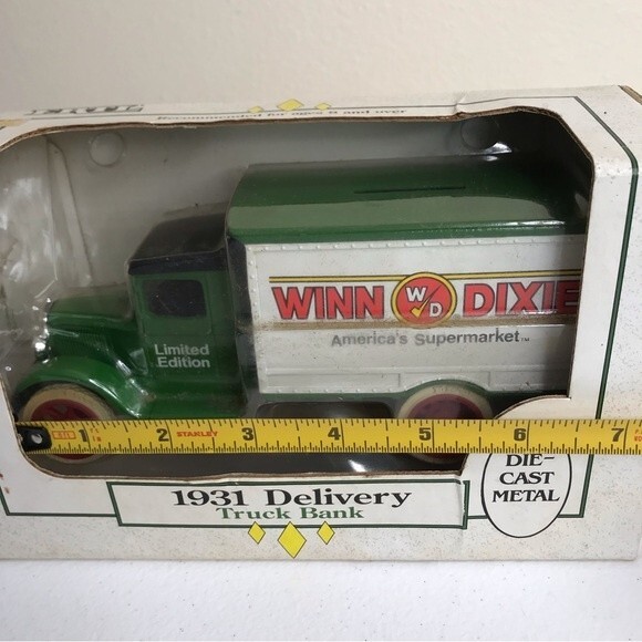 Vintage ERTL Co 1990 Winn Dixie 1931 Delivery Truck Bank Die Cast Metal NIB - Picture 8 of 9